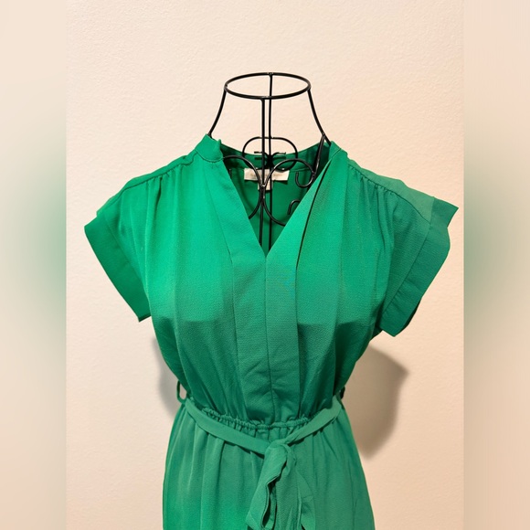Monteau Dresses & Skirts - Green Work Dress